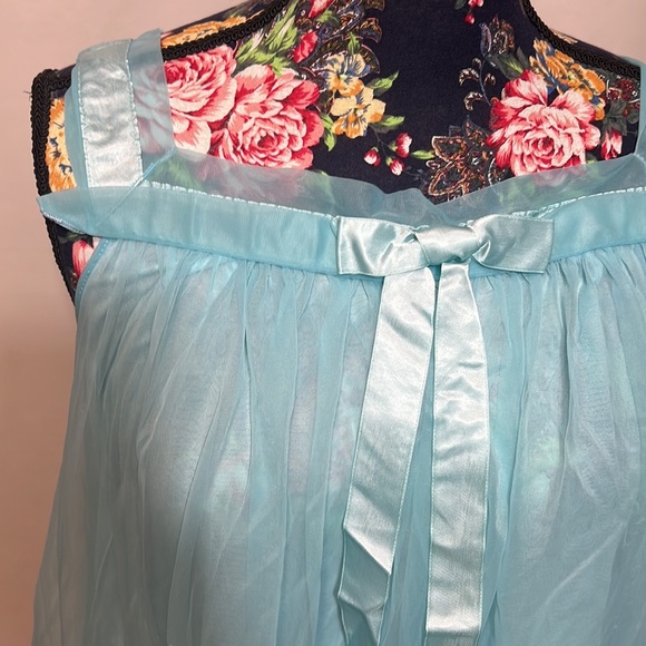 Vintage Aqua Baby Doll Nightgown - Picture 2 of 8